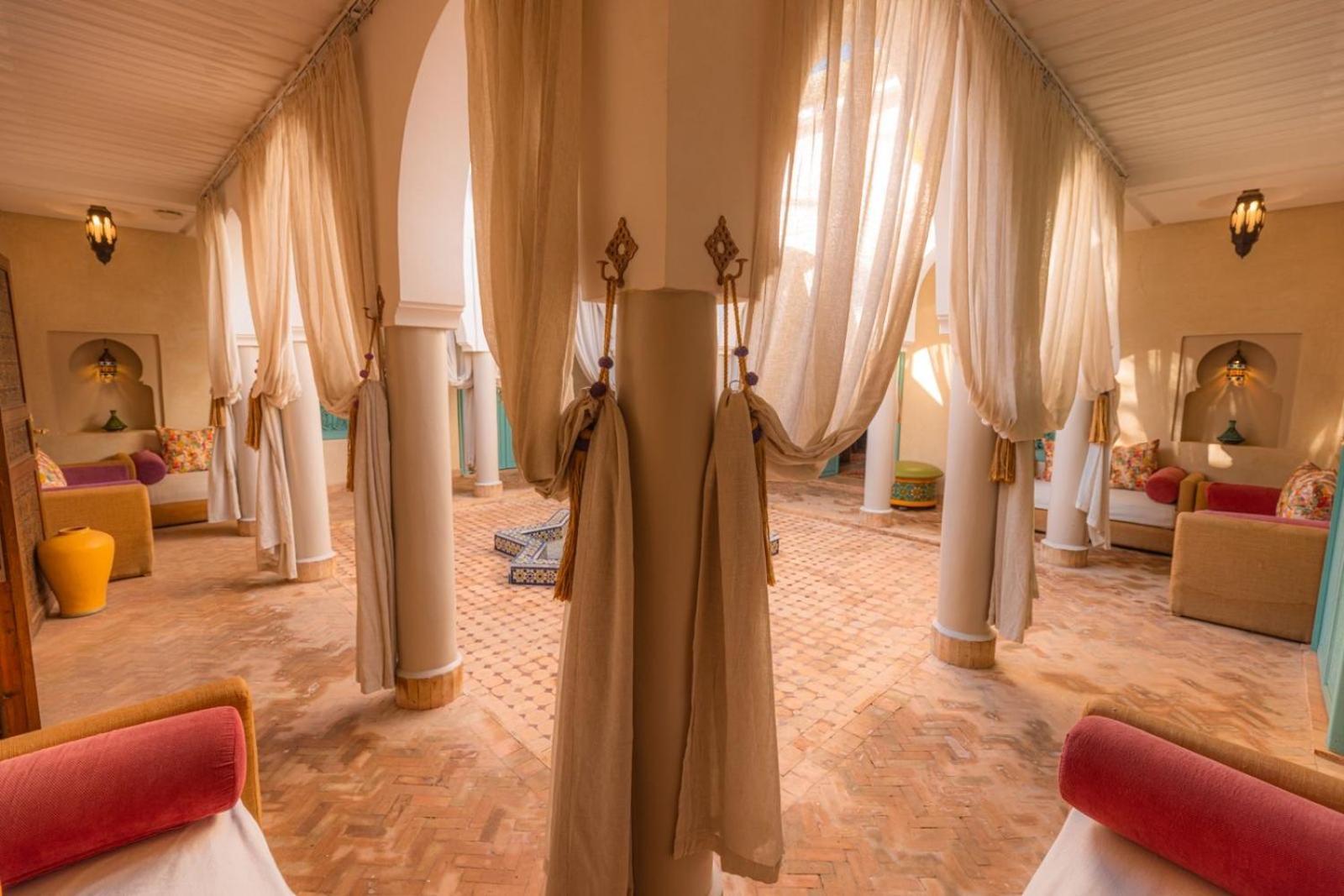 Le Palais Averroes - Adults Only Lagouassem Bagian luar foto