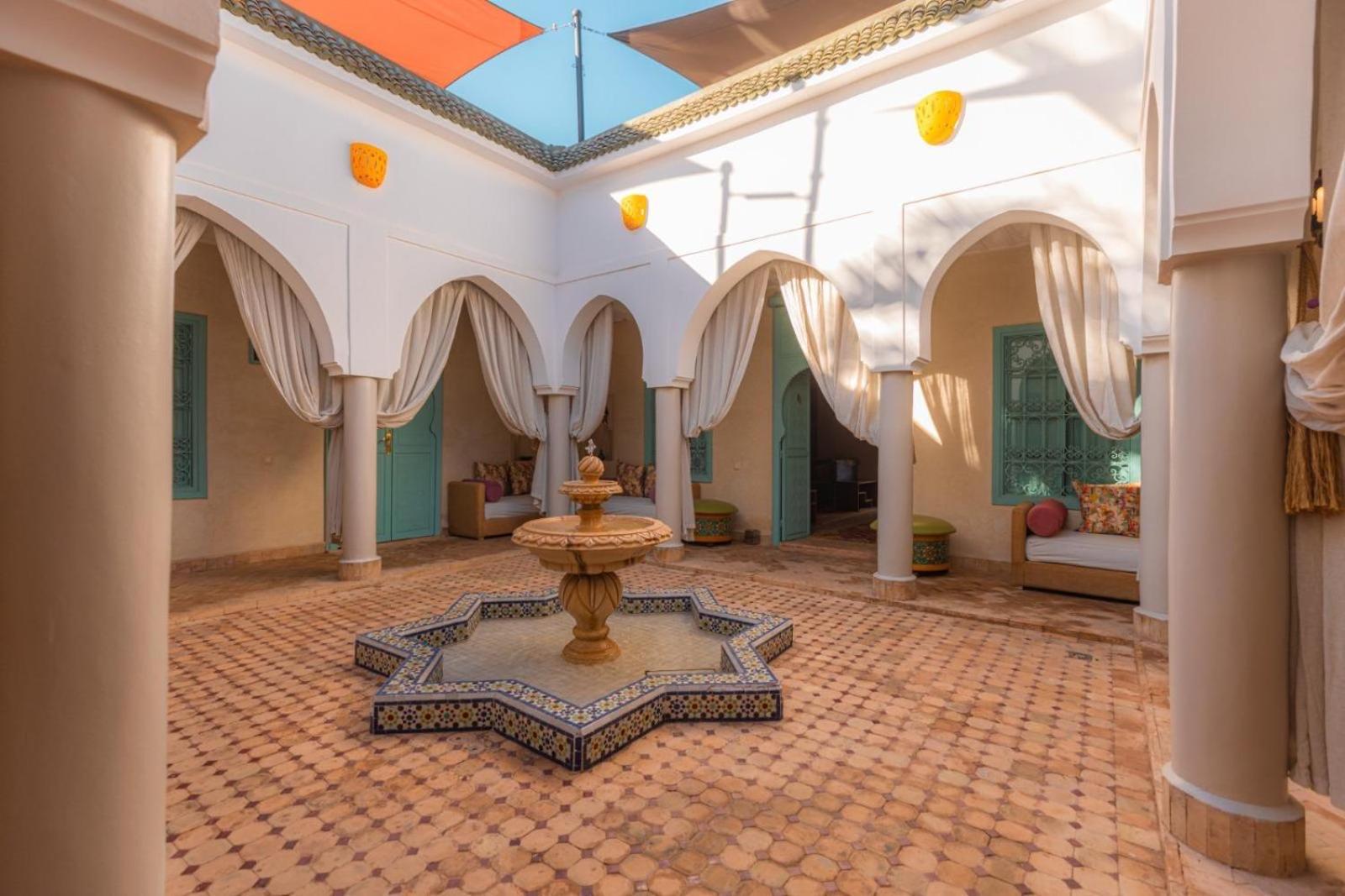 Le Palais Averroes - Adults Only Lagouassem Bagian luar foto